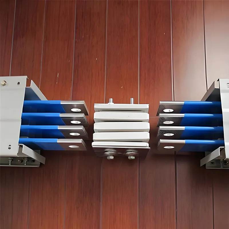 2000A Autobuz izolat cu aer